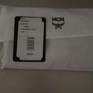 MCM Wallet on a chain